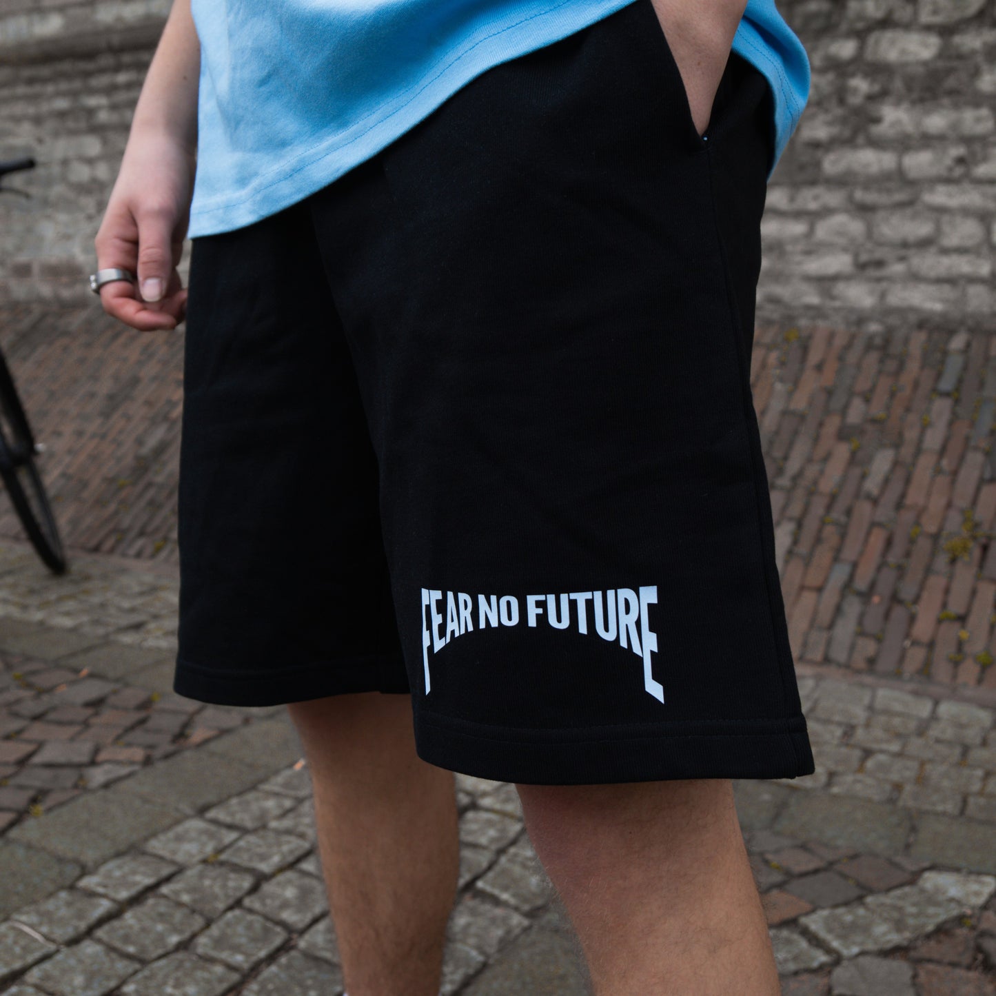 Logo Short Black